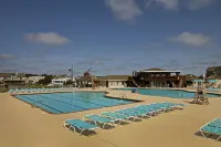 더 인 앳 코롤라 라이트하우스