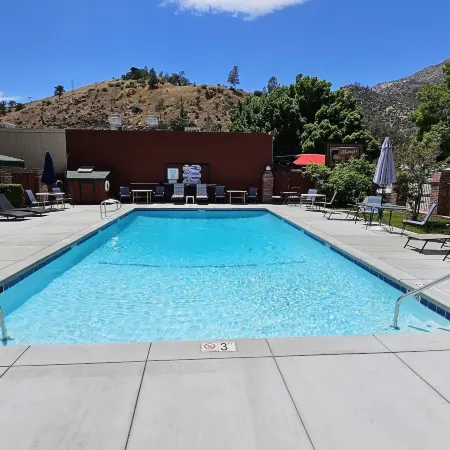 Kernville Inn