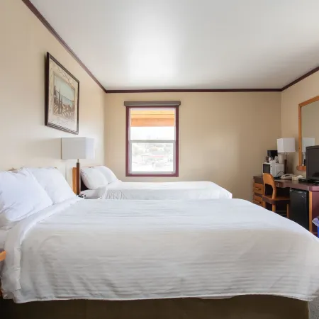 Creston Hotel