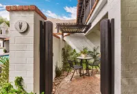 Lucille Palm Springs - Villas