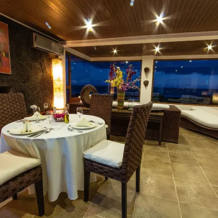 Iguana Crossing Boutique Hotel