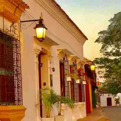 Portal de la Marquesa Hotel Exterior