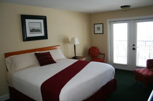 Whitney Mountain Lodge