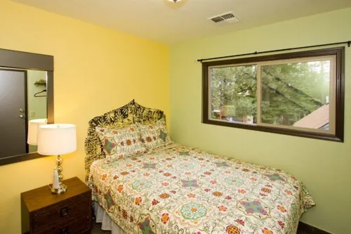 Moderne Hostel Hotel a June Lake