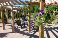 Oasis by the Bay Vacation Suites Hotels near Gateway Camping