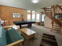 Jordan Bay Getaway Limit 8 Home Hotels in Standish