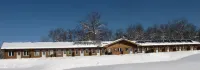 Quiet Bay Inn & Café Hotels near The Ridge at Manitou Golf Club