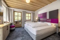 Kinder- & Gletscher Hotel Hintertuxerhof Zillertal Hotels in der Nähe von Hintertux Wasserfall