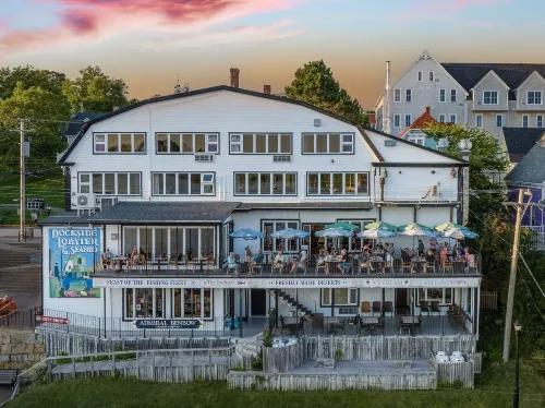 The Dockside Inn & Restaurant Hotels in Lunenburg