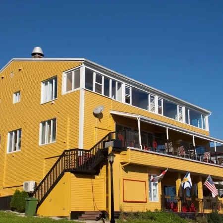 Rum Runner Inn