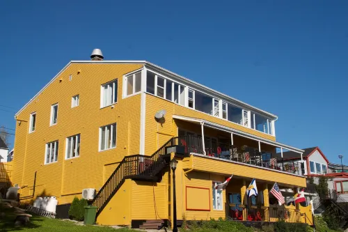 Rum Runner Inn
