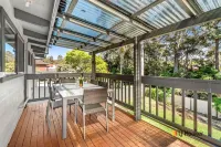 Family holiday house at Surf Beach