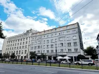 Noclegi Stadion Bed & Breakfast Hotel di 