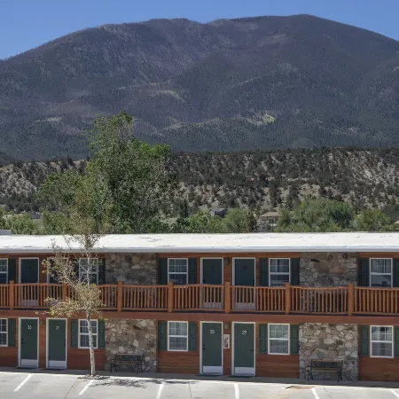 Silver Ridge Lodge