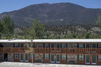 Silver Ridge Lodge Hotels in Salida