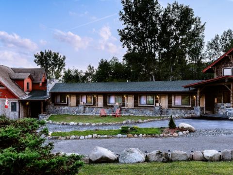 Adirondack Spruce Lodge