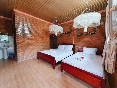 Thuy Tien Ecolodge - parking
