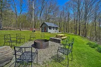 Fire Pit + Gas Grill: Secluded Studio in Milford! - Wifi