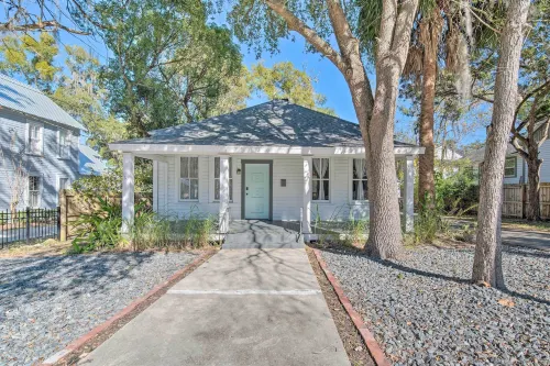 Charming 100-Year-Old Home < 1 Mi to Downtown Hotels in Ocala