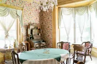 The Mulberry Inn Hotels in Santa Clara