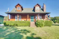 Incredible Log Home: 1 Mile from Lake Tenkiller - Pet-friendly