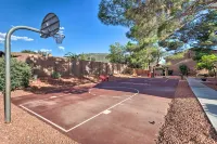 Pool Access & Private Deck: Condo in Sedona - Holiday Apartments