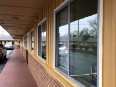 Downtown Motel Hotels in Coshocton County