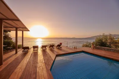 Cape Kitries Hotels in West Mani