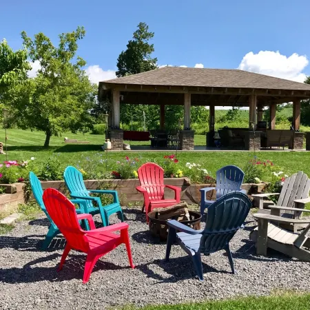 The Meadowlark Inn