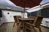 Violets Wonderland Cottage