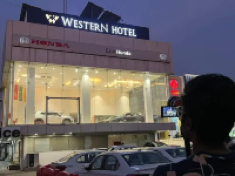 Western Hotel Hotels in Chandrapur District