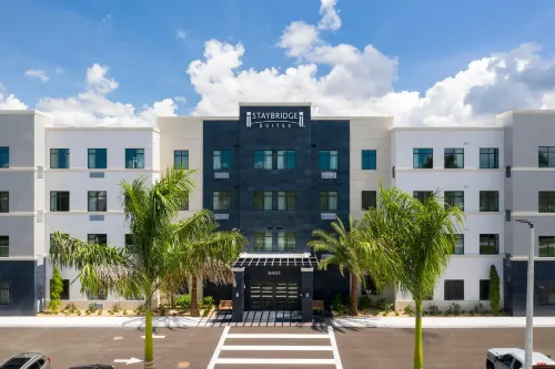 Staybridge Suites Naples - Marco Island Hotel a Marco Island