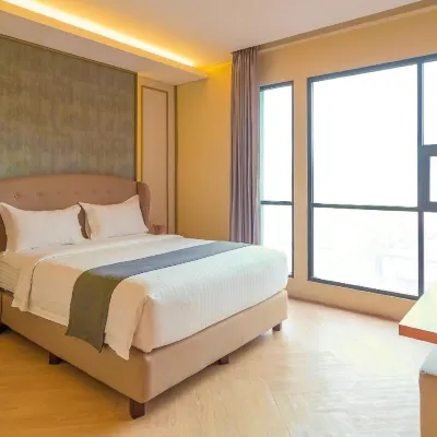 Adotel Hotels near Cawang