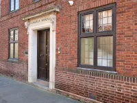 Castle House Nottingham - Bungalows