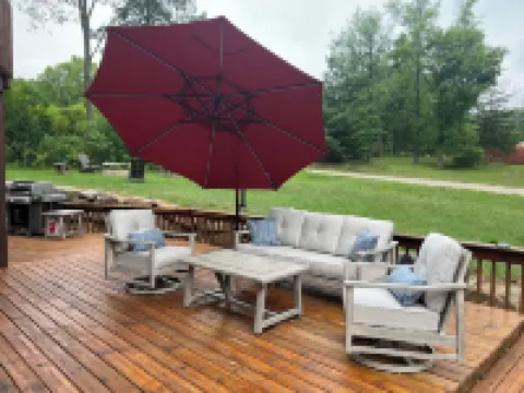 DEVILS LAKE ESCAPE -NEW OWNERS!!  SLEEPS 12 -8 BEDS WALK TO THE PARK