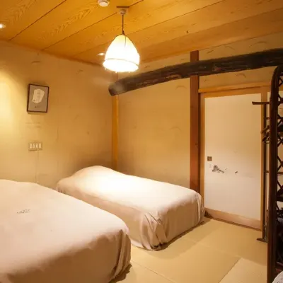 ワインとお宿 千歳 chitose 眞名井神社周辺のホテル