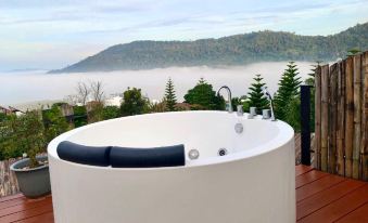 Stratus  Resort