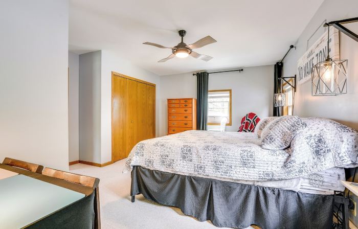 Game Room & Outdoor Fun - Gilead Lake Getaway!