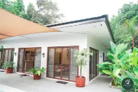 Modern Tropical 2BR Villa Pool Retreat in Amadeo Hotels in Silang