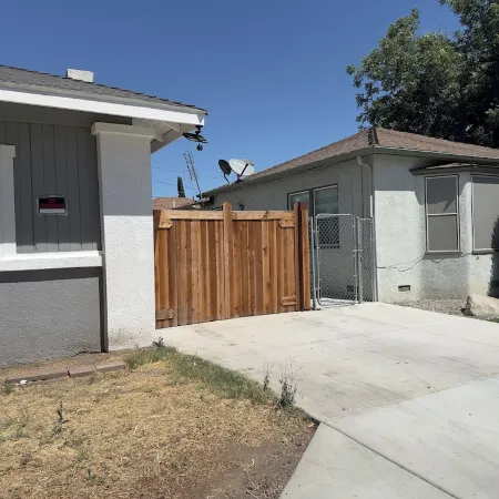 Sequoia Escape 3BR Home w/ King Bed & In-Unit Laundry