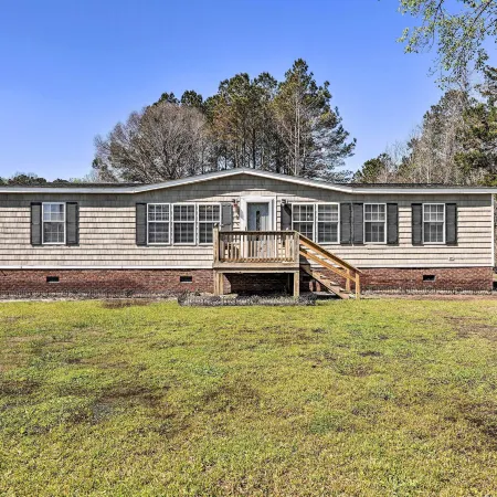 Updated Home Near Neuse River Fishing and Boating