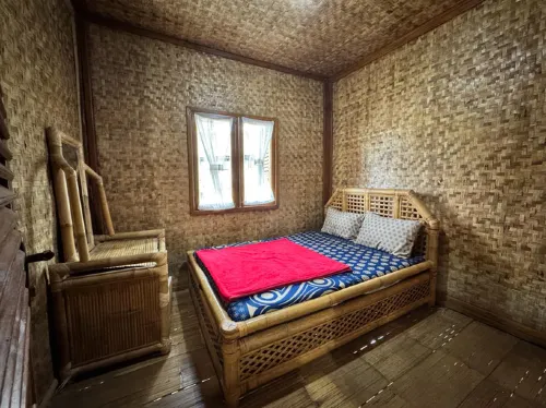 Saung Ciburial Hotel a Samarang