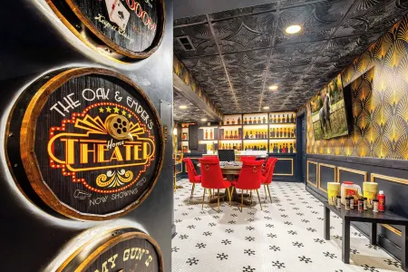 Speakeasy, Hot Tub, Theater, Pickle Ball, Sleeps 20