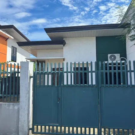 Family Island House in Casa Verde Mati City