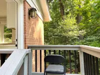 Oak House: Luxury Home in Silver Spring, Takoma Park; Close to DC, 4-Car Parking
