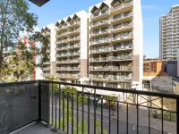 Luxury East Perth - Sleeps 2 - Superior Wifi Hotels in East Perth