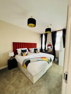 The courtyard bar, kitchen, rooms Hotels in Falkirk