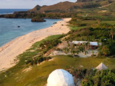 บาตาเนส แกลมปิ้ง โรงแรมในบาตาเนส