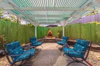 Family friendly 4-bedroom house in Oakhurst with 2 King Bedrooms, WIFI and HVAC. - 4つ星