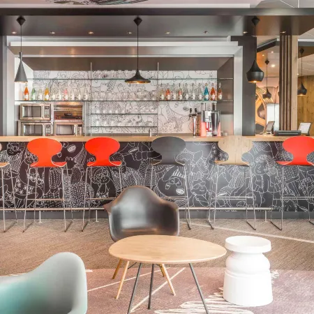 Ibis Nantes Centre Tour Bretagne